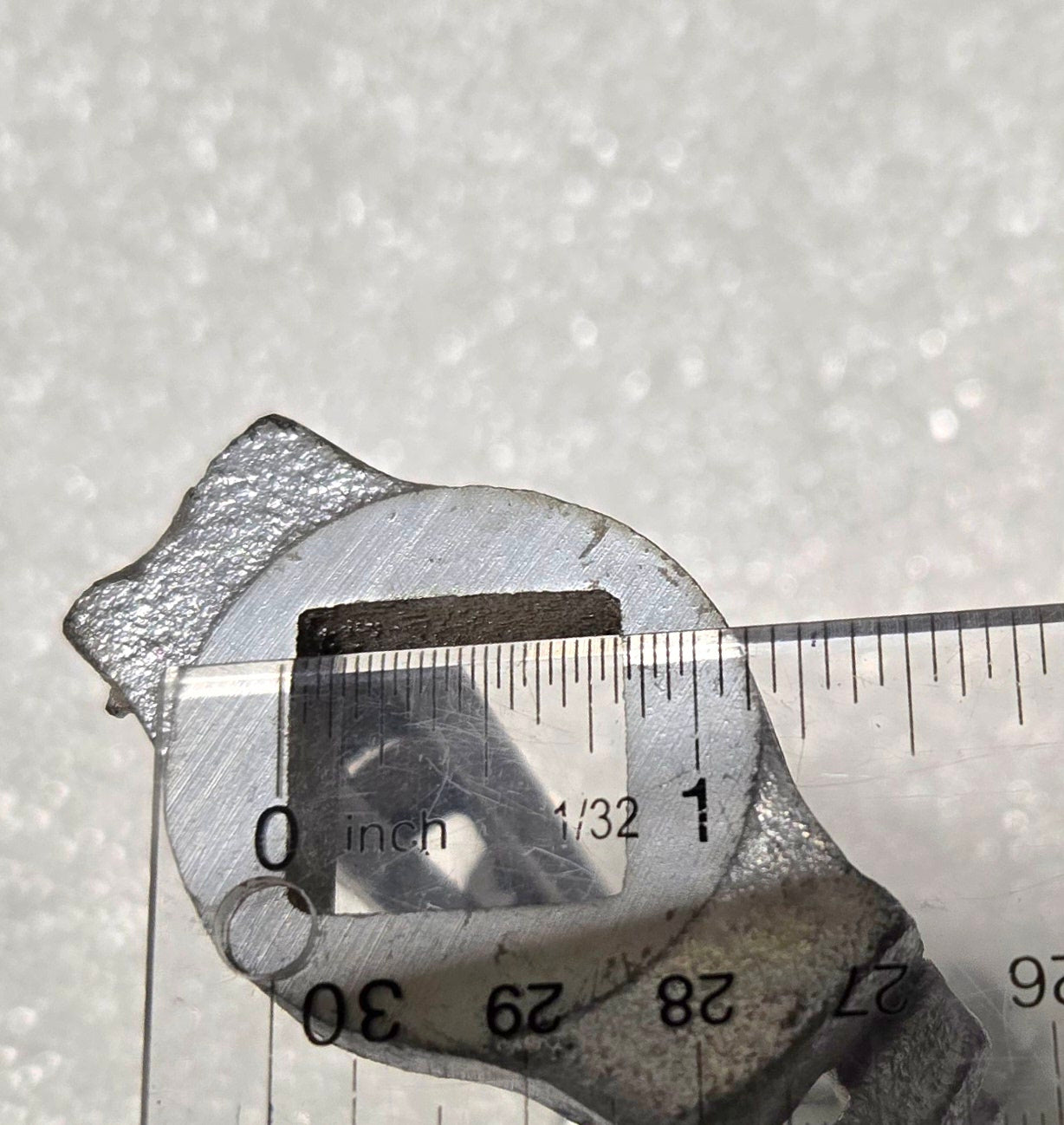 LEFT HAND FERTILIZER AGITATOR, OBSOLETE, 1C952