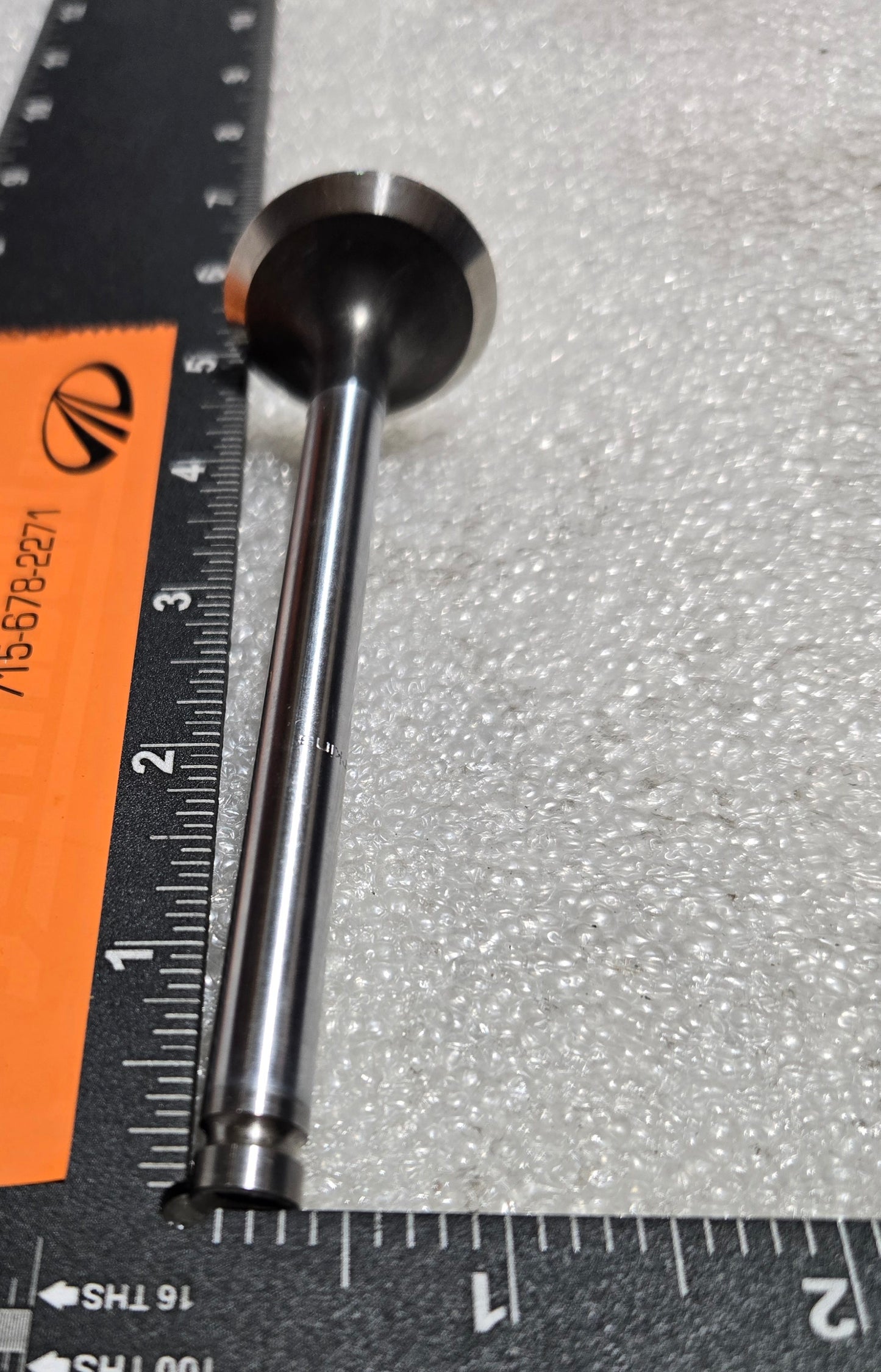 Exhaust Valve, 747552M1