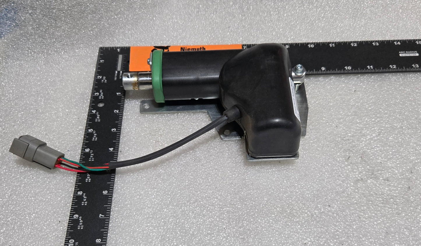 Throttle Actuator, 6698169