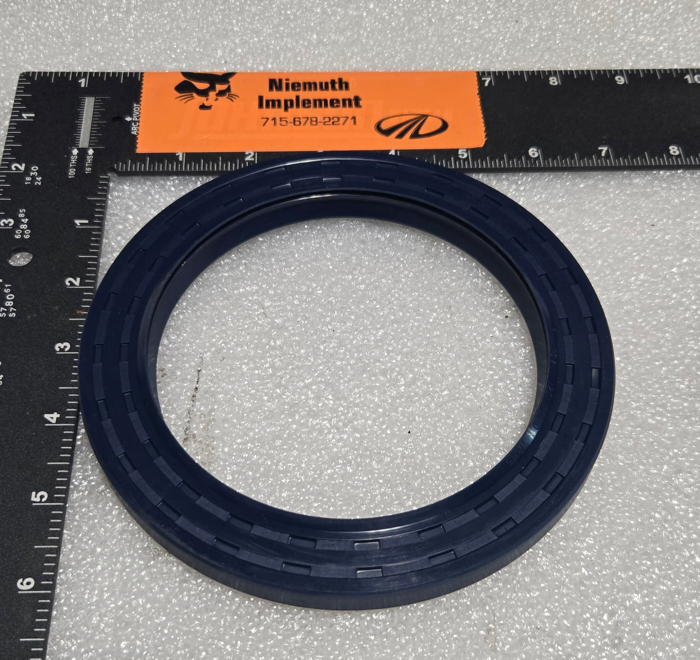 Shaft Seal, 72704086 (NON-OEM)