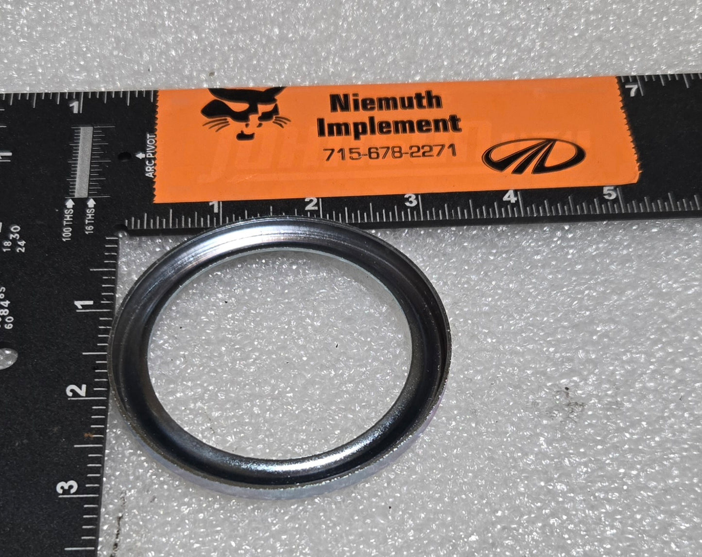 Sealing Bushing, 533183M1