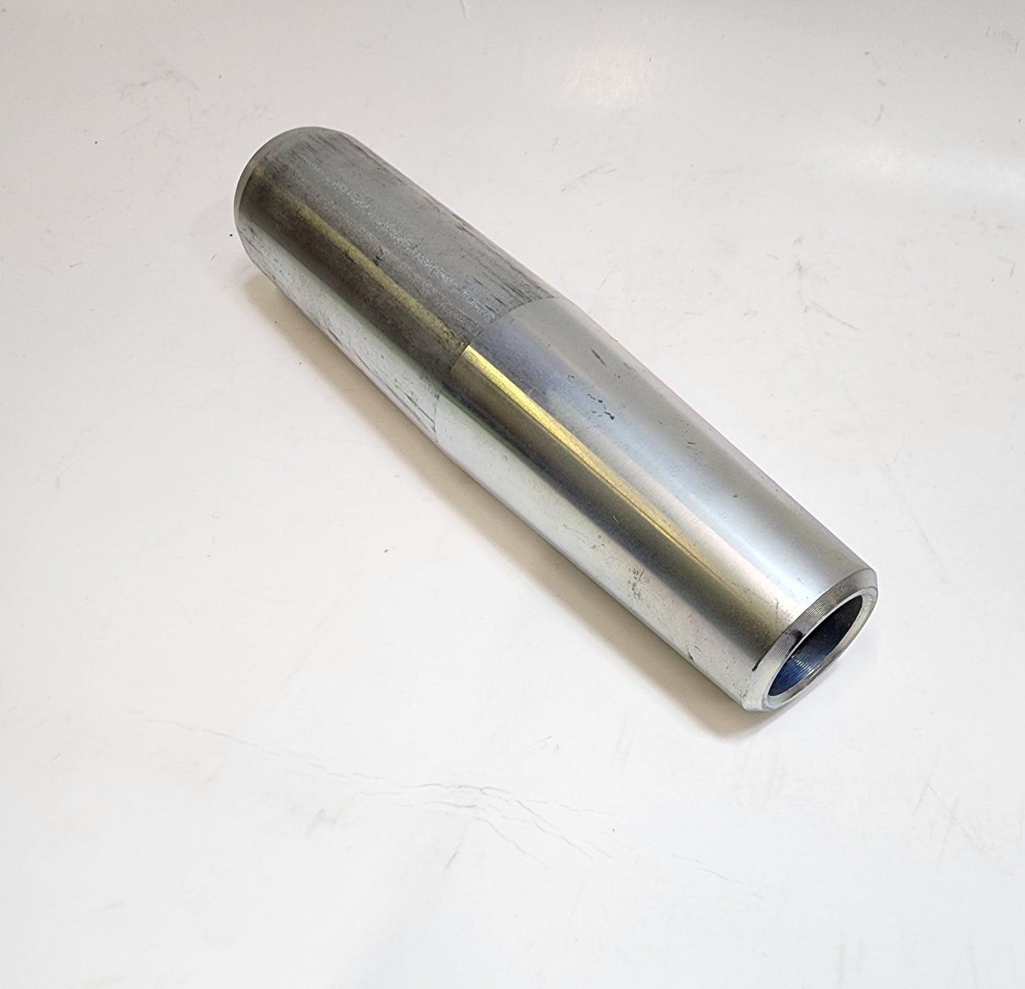 TAPERED PIVOT PIN, 6717486