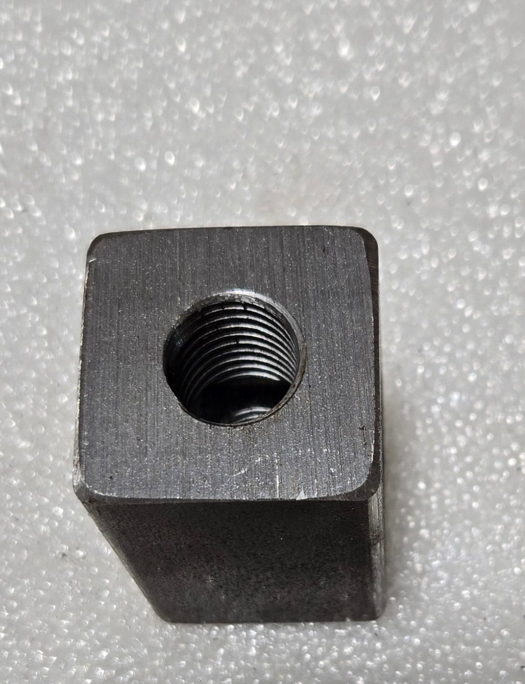 BLOCK, 7J568