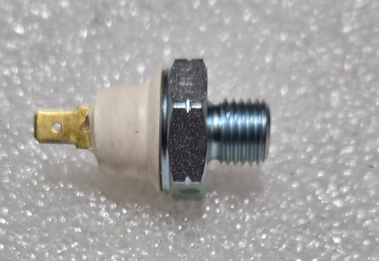 OIL PRESSURE SWITCH, 0303EB0710N