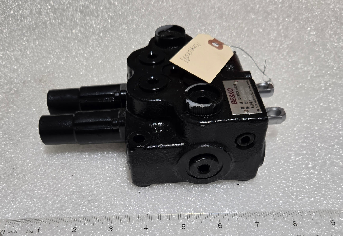 Loader Valve Assembly, 18025162510