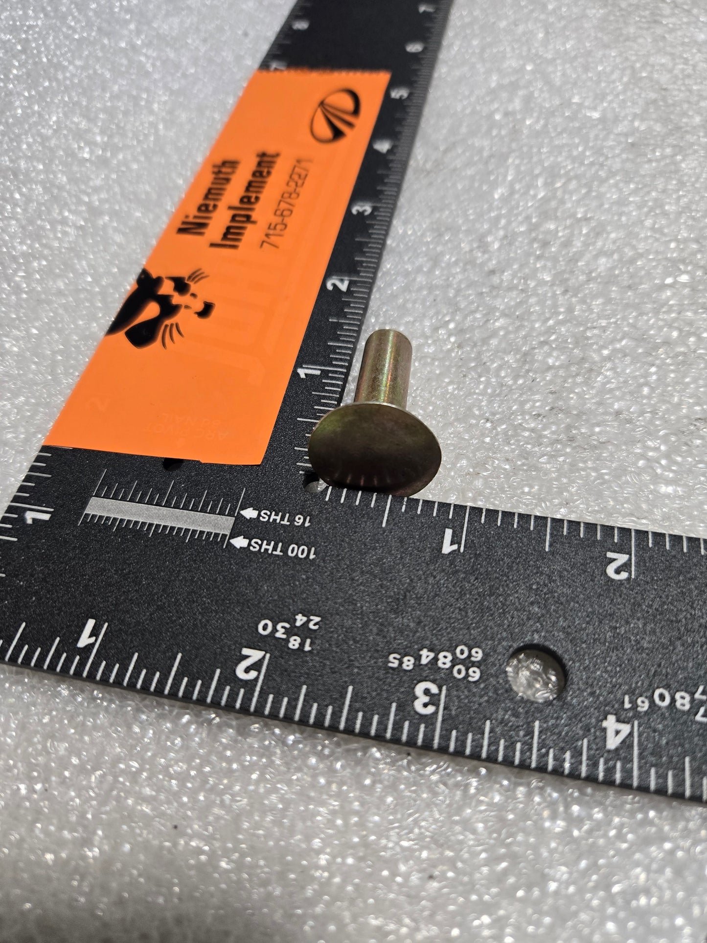 RIVET, 13077