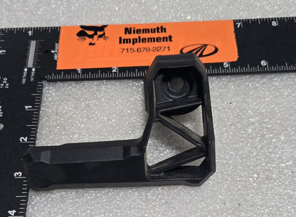WINDSHIELD CLAMP, 7028548