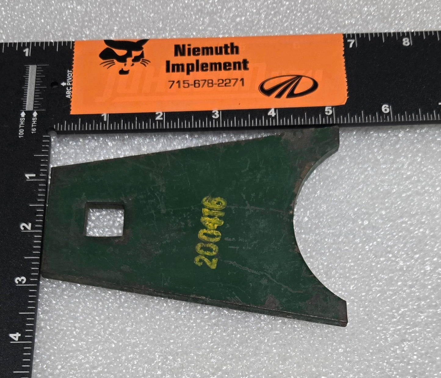 Right Hand Bracket, 200416