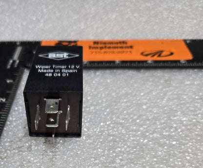 Relay, 3713403M3