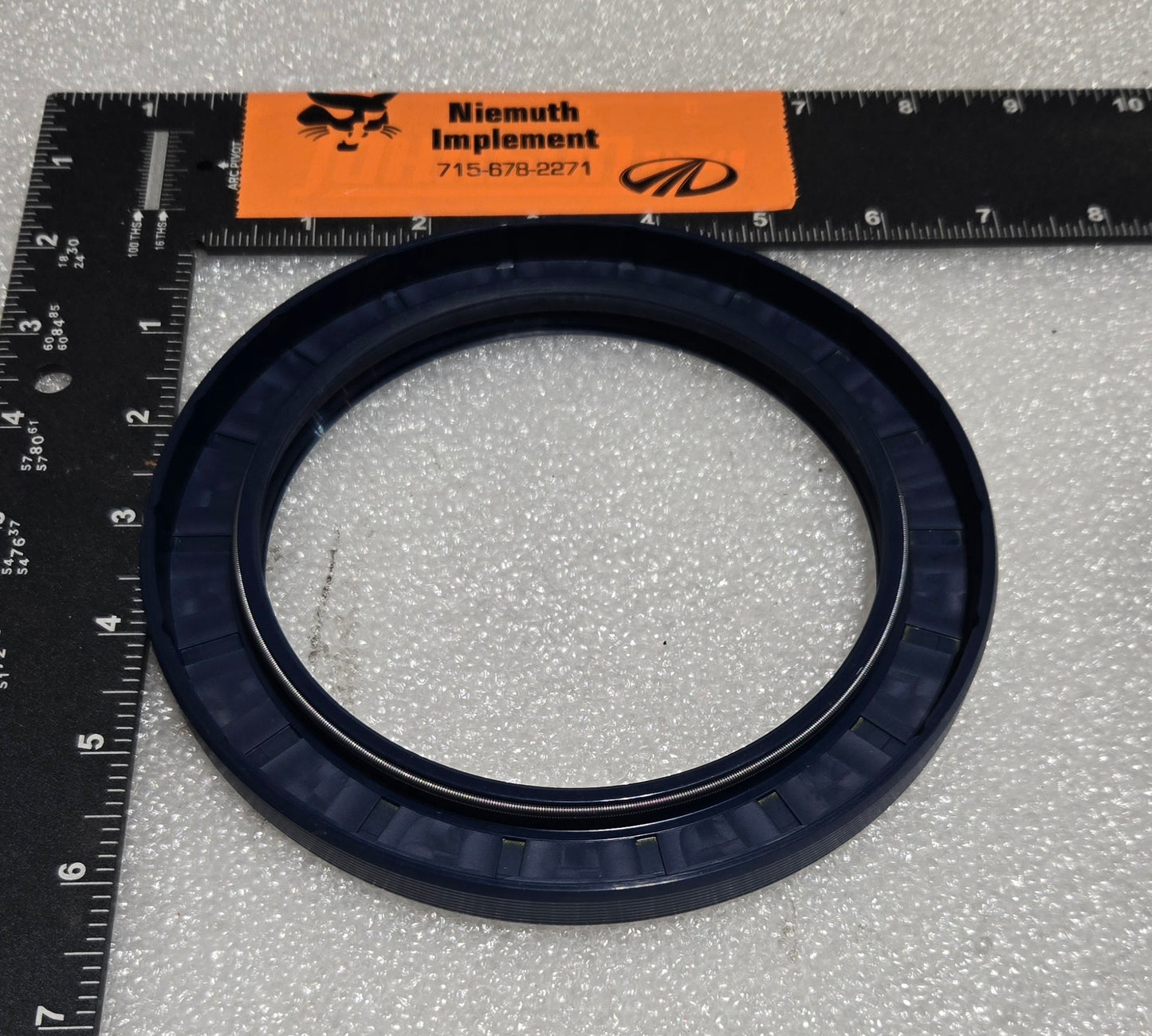 Shaft Seal, 72704086           (NON-OEM)