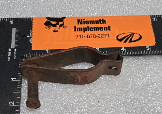 CLAMP, 70207218            USED