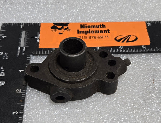 OIL PUMP BODY, 70209598               USED