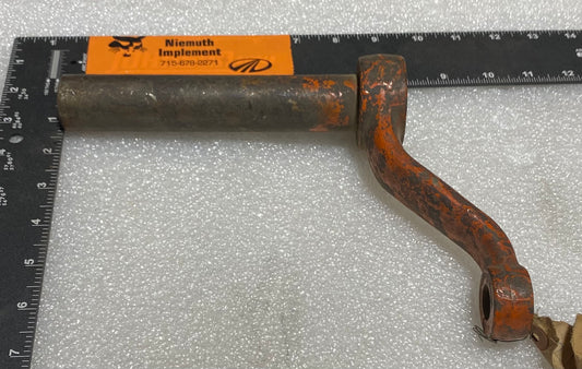 Steering Arm, 70211884       USED