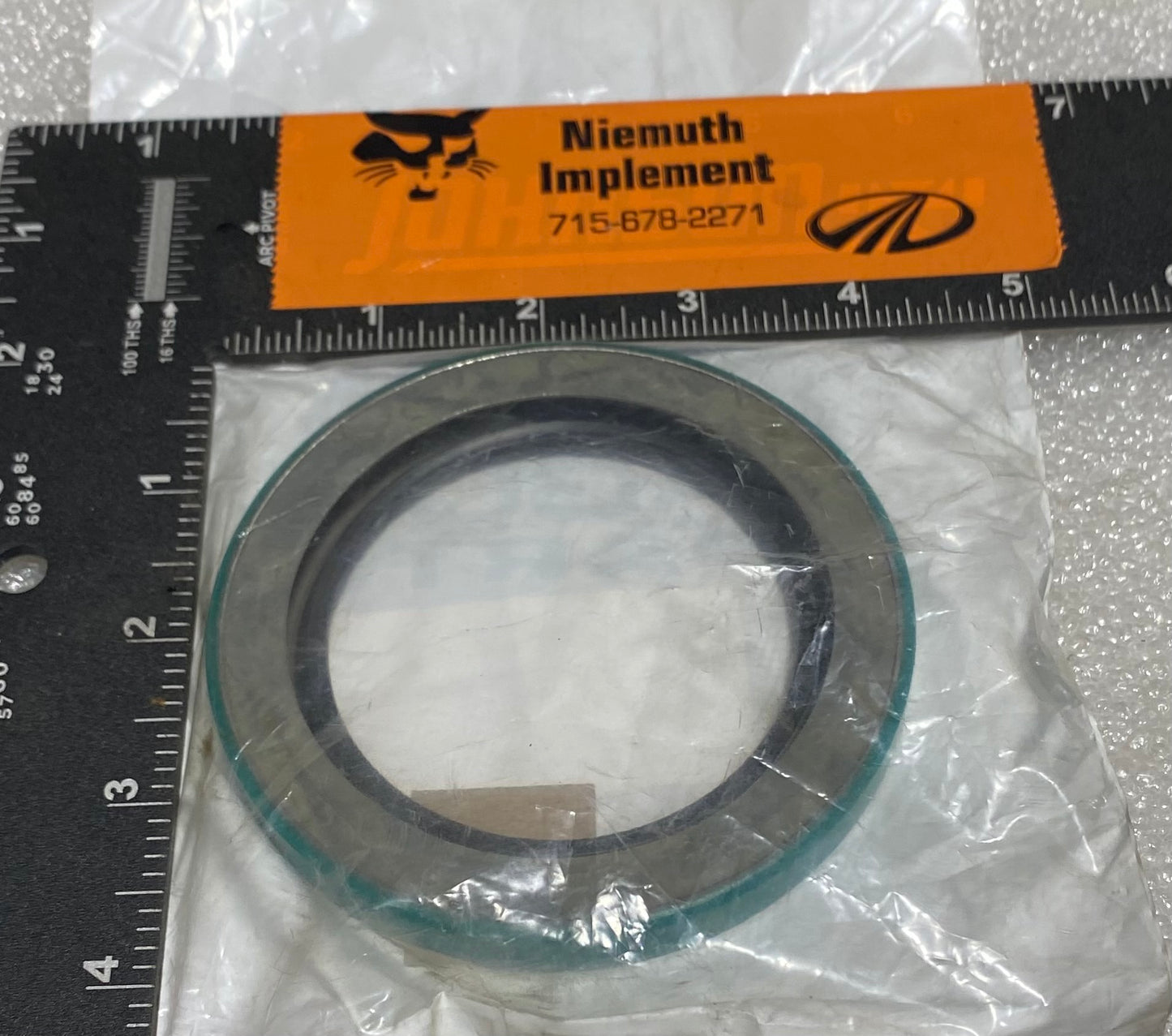 Oil Seal, 70218284