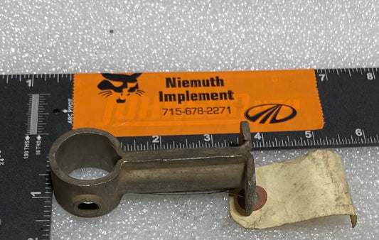 Worm Shaft Support, 70220394                USED